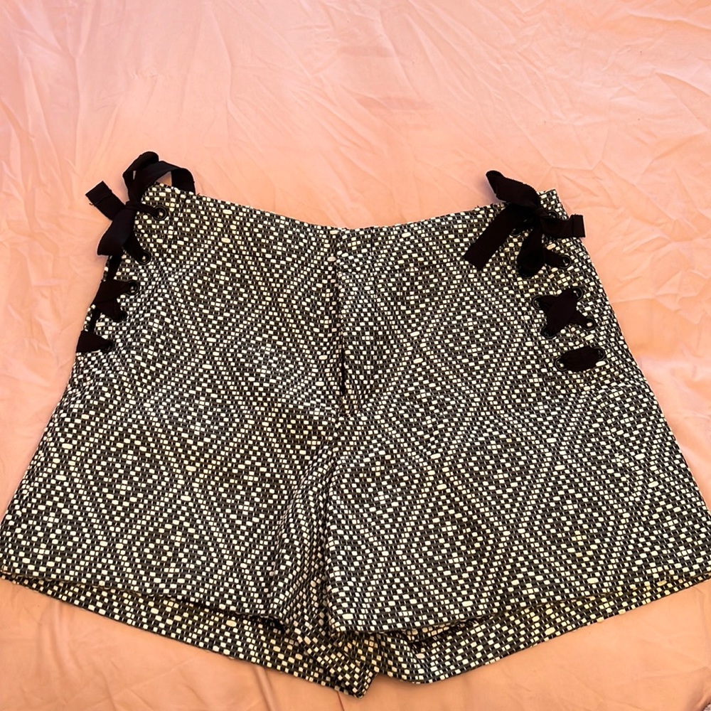 Gap shorts